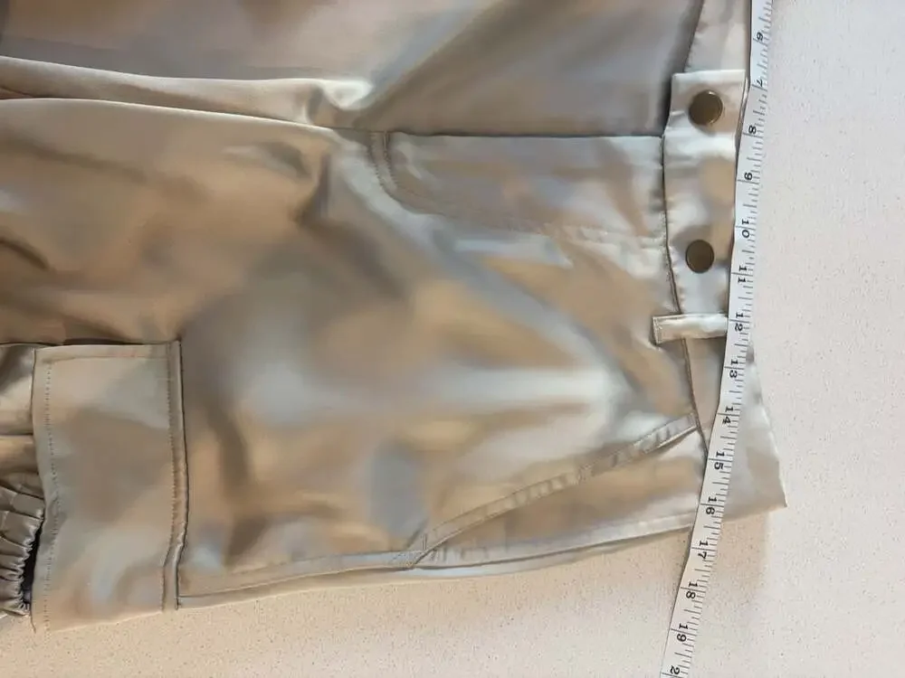 Wide-Leg Mid-Rise Satin Pull-On Cargo Pant - Picture 4 of 10
